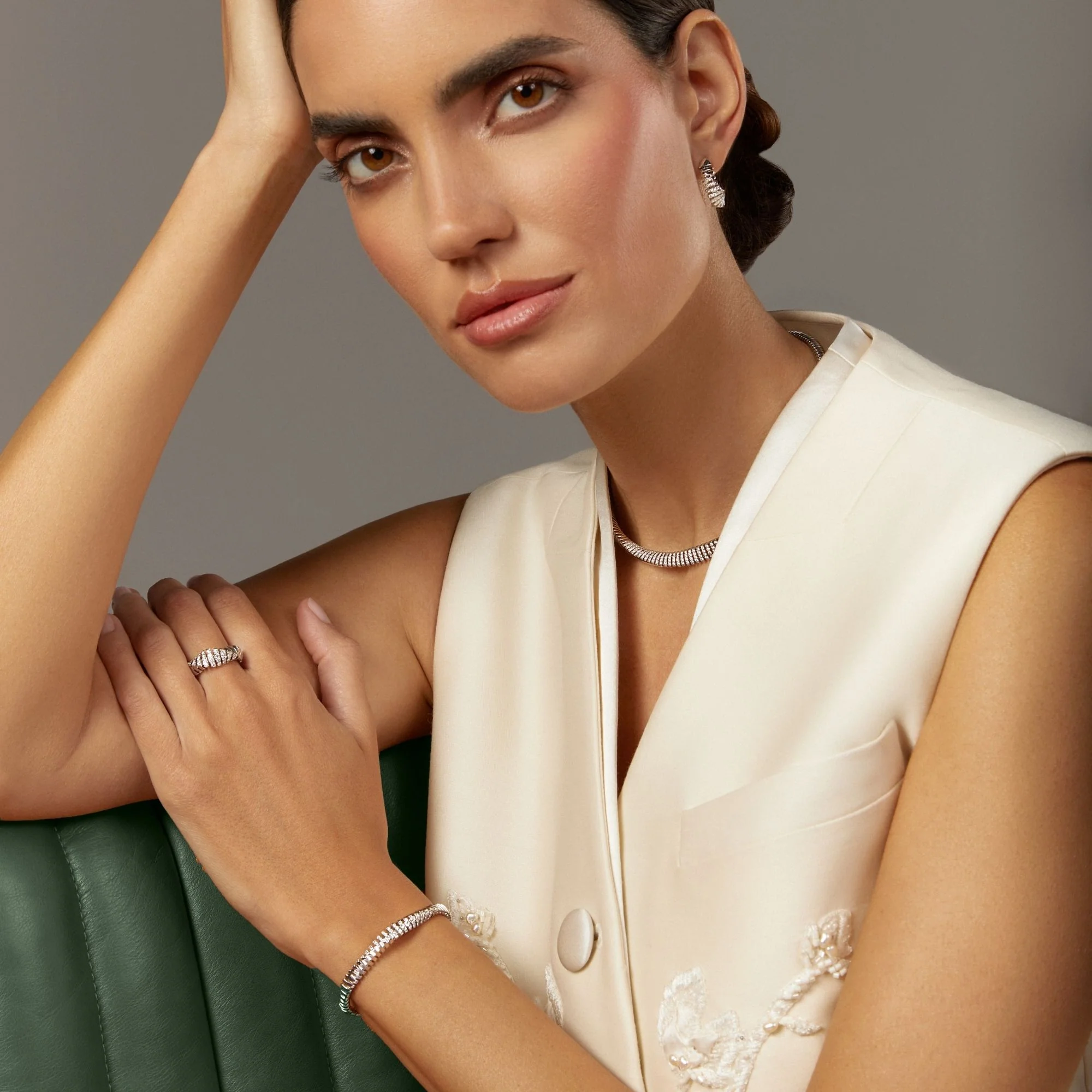 CRESCENDO MINI-ME WHITE GOLD BRACELET - Image 3