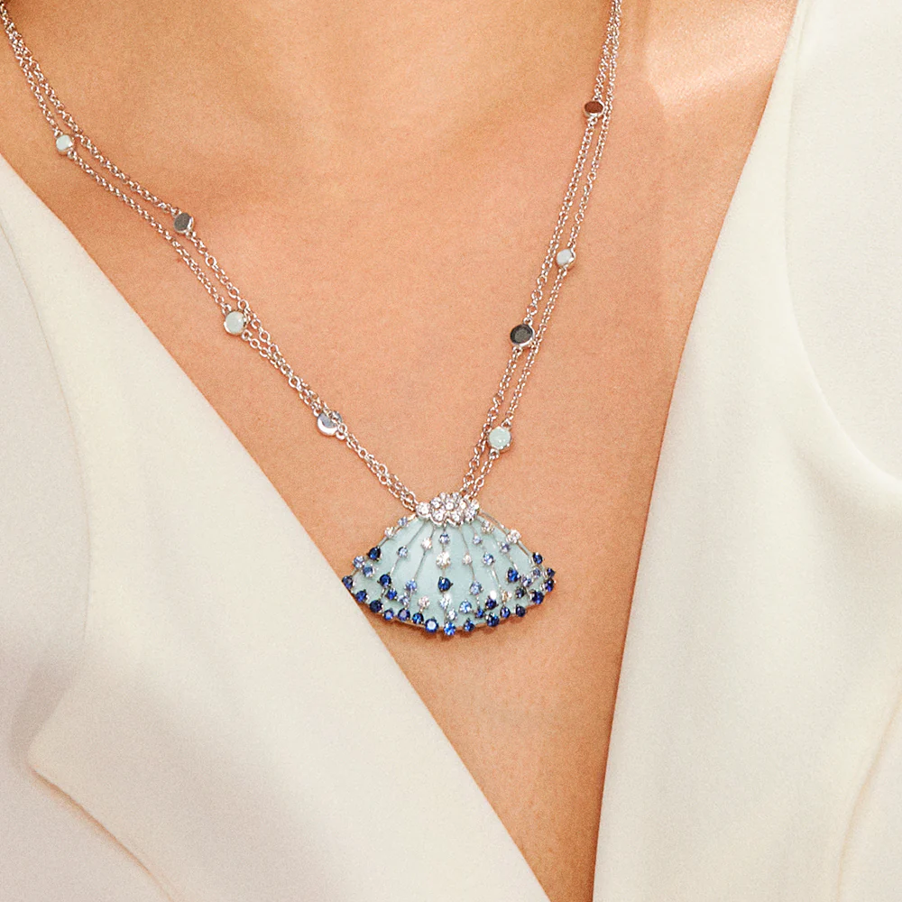LUCCIOLA LIGHT BLUE SAPPHIRES MEDIUM PENDANT