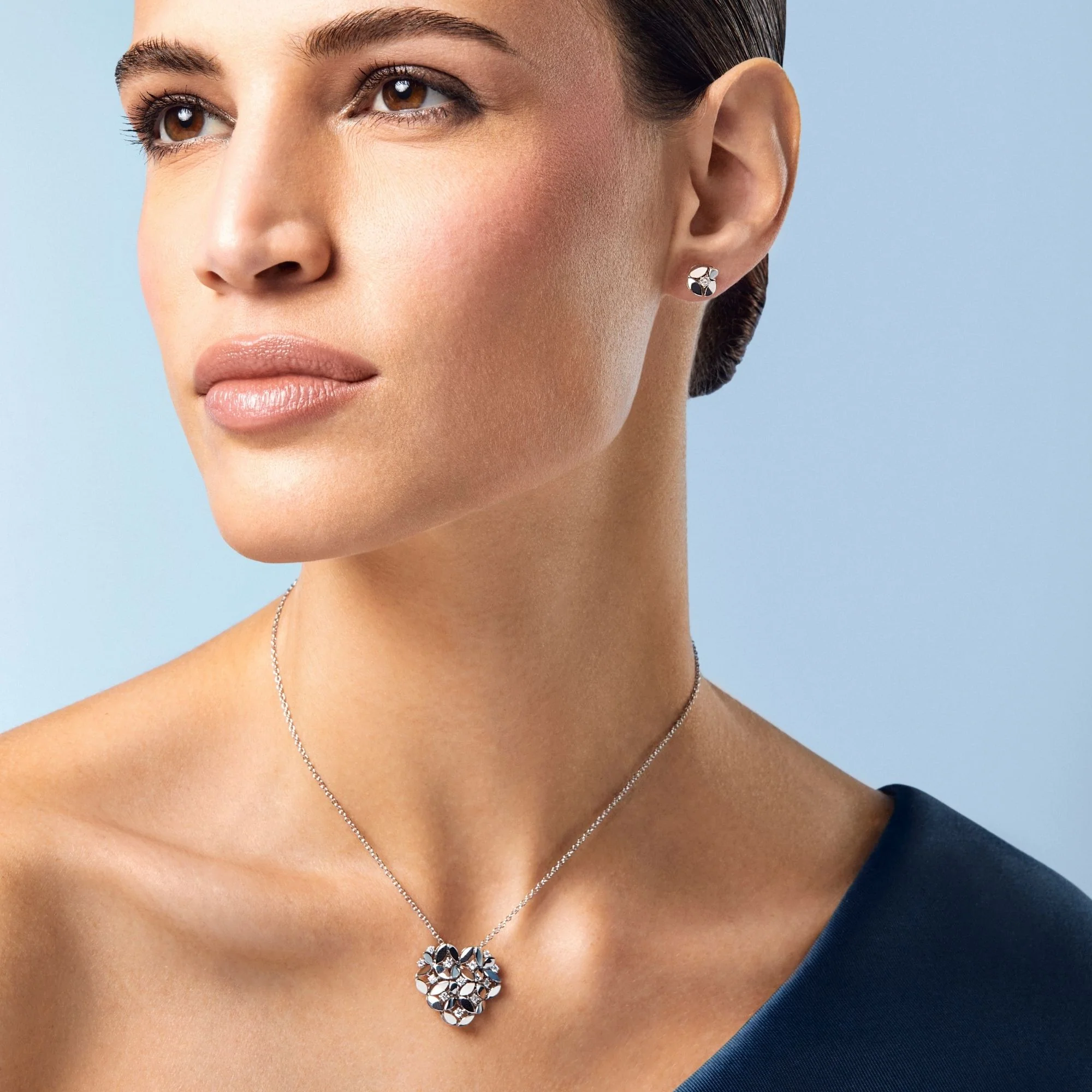 RIFLESSI WHITE GOLD PENDANT - Image 3