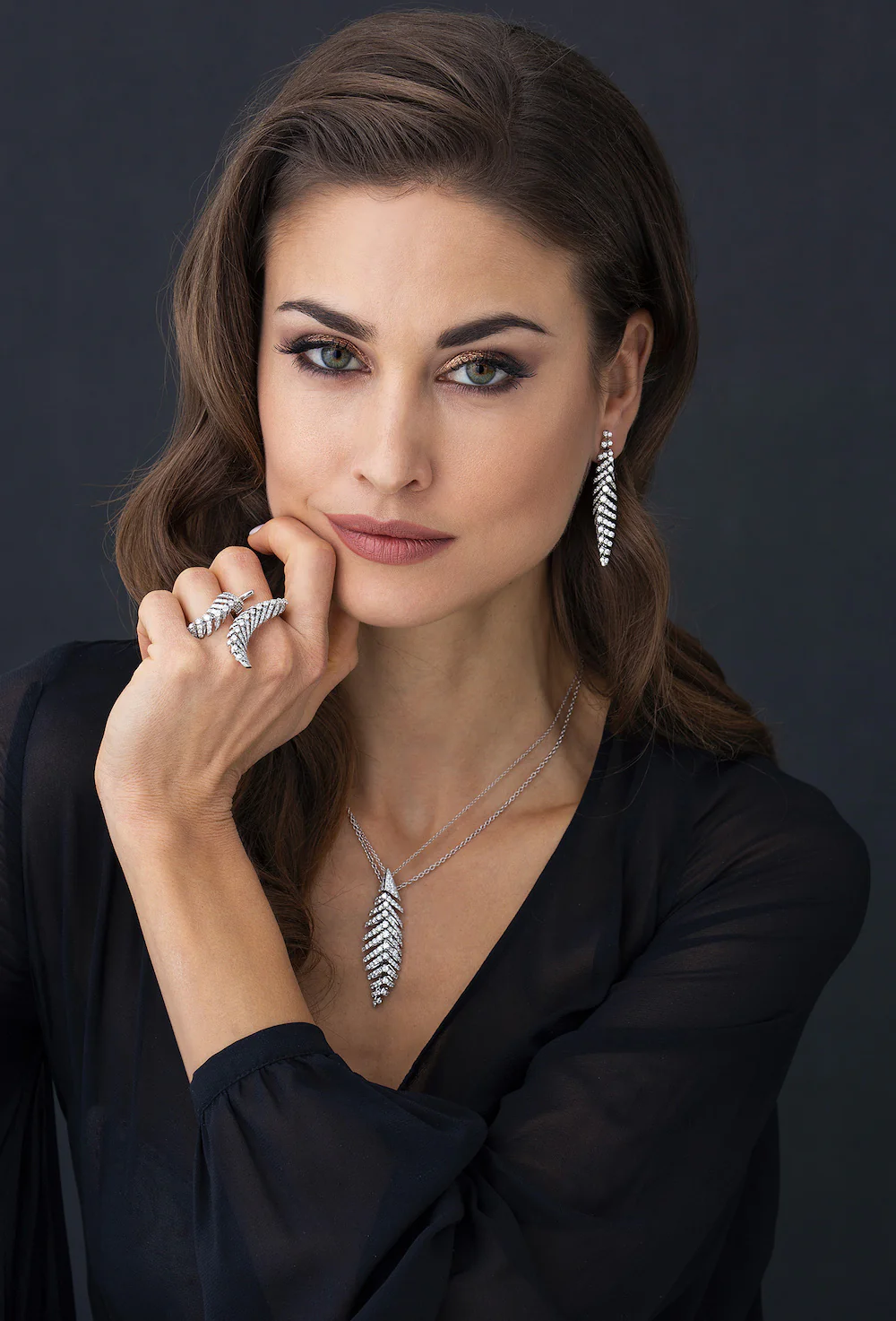 SOFFIO WHITE GOLD DIAMOND PAVÉ PENDANT - Image 3