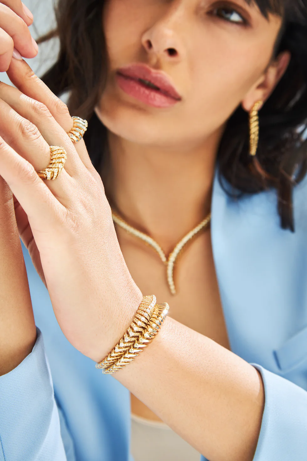 SOFFIO YELLOW GOLD PAVÉ BRACELET - Image 2