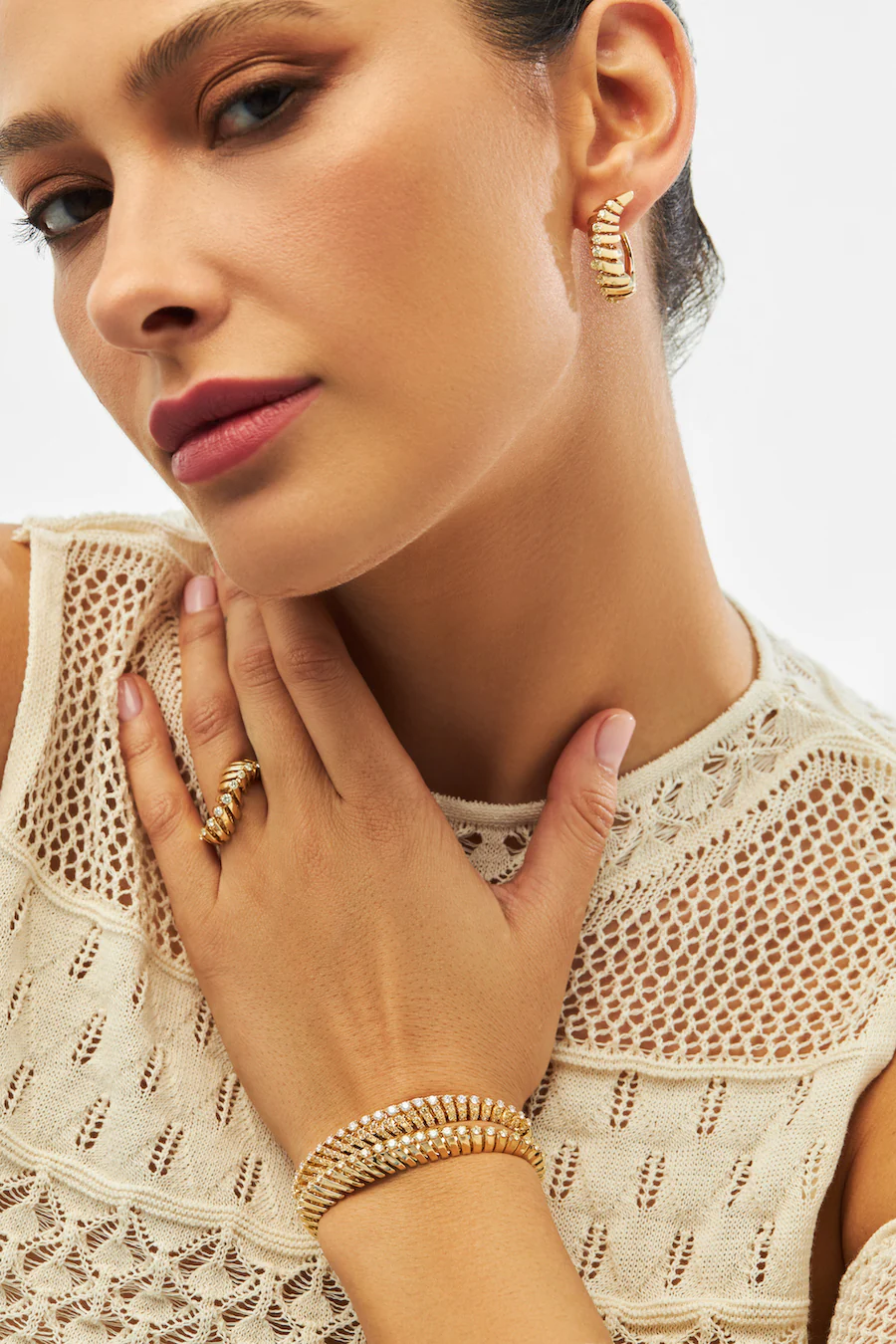 SOFFIO YELLOW GOLD PAVÉ BRACELET - Image 4
