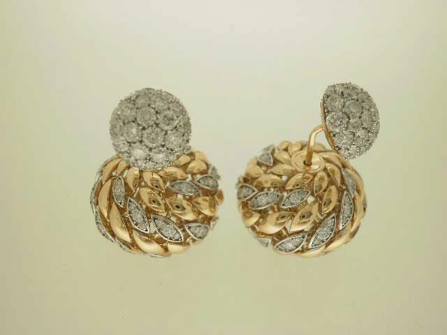 TWIST TWIST YELLOW GOLD PAVÉ EARRINGS - Image 3