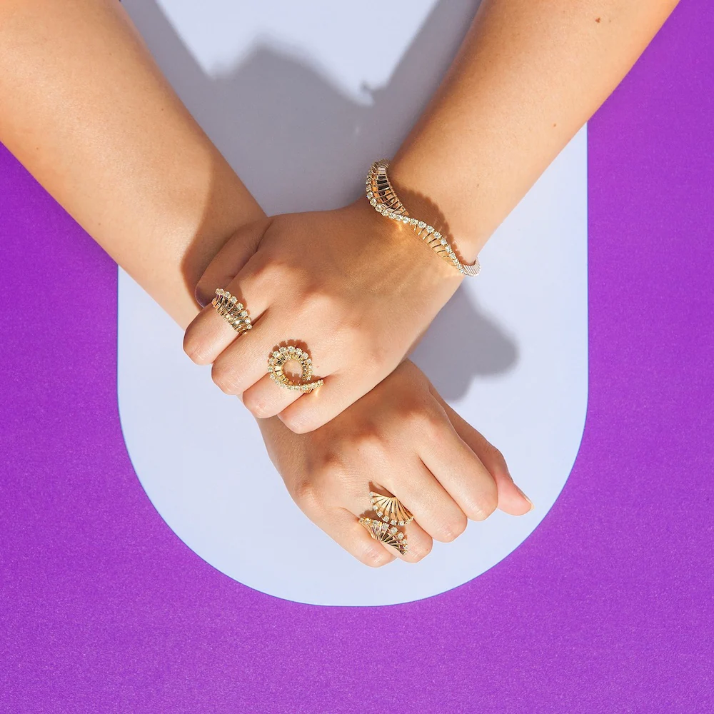 VITO CURLY RING YELLOW GOLD - Image 5