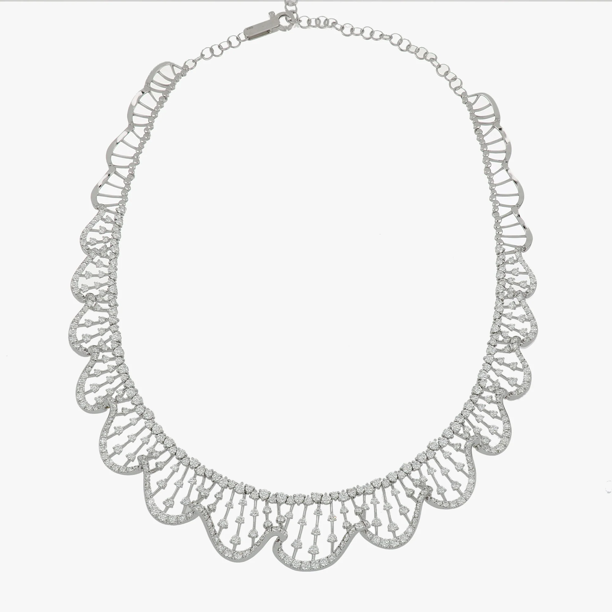 WHITE WONDERS PLISSÉ WHITE GOLD NECKLACE - Image 2